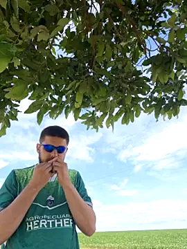 Dat1994 online show from 12-20-24, 01:11