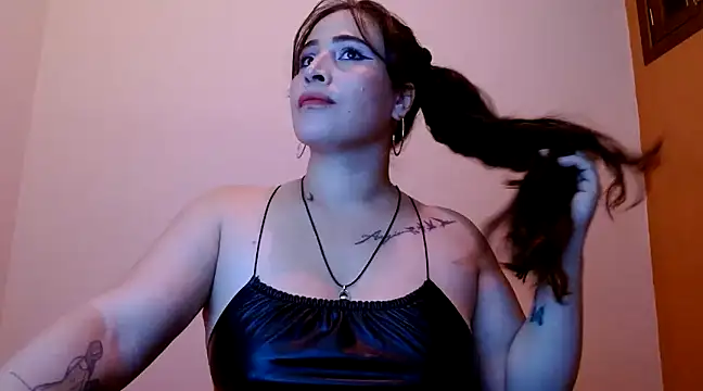 Snapshot of nathy_28latex chatting on 03-02-25, 07:12 nathy 28latex online show from 03-02-25, 07:12