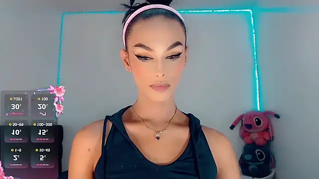  Riannagarcia  online show from 10-11-25, 03:17