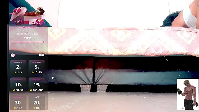 Snapshot of _Riannagarcia_ chatting on 01-17-26, 03:11 Riannagarcia online show from 01-17-26, 03:11