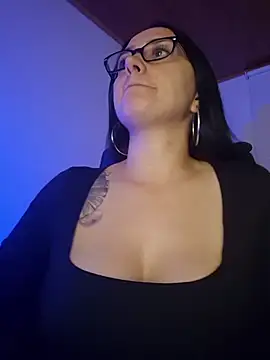 preetypeach online show from 03-18-26, 04:26