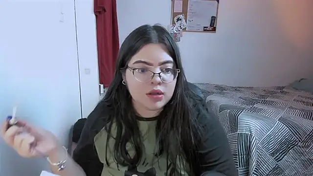 Snapshot of Aria_Fullbuster chatting on 10-16-25, 08:32 Aria Fullbuster online show from 10-16-25, 08:32