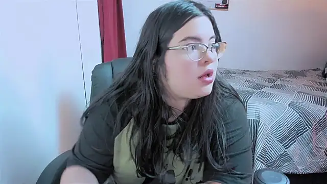 Snapshot of Aria_Fullbuster chatting on 10-17-25, 08:22 Aria Fullbuster online show from 10-17-25, 08:22