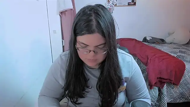 Snapshot of Aria_Fullbuster chatting on 10-22-25, 09:47 Aria Fullbuster online show from 10-22-25, 09:47