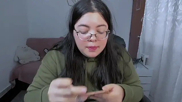 Snapshot of Aria_Fullbuster chatting on 11-29-25, 08:23 Aria Fullbuster online show from 11-29-25, 08:23