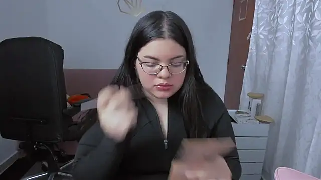 Snapshot of Aria_Fullbuster chatting on 12-05-25, 08:49 Aria Fullbuster online show from 12-05-25, 08:49