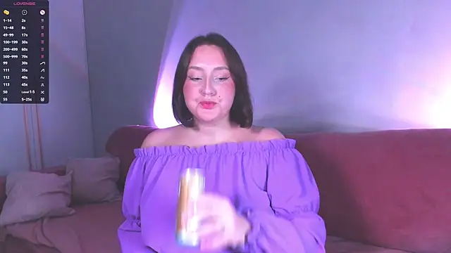 Snapshot of Oh_mylissa chatting on 12-23-24, 07:41 Oh mylissa online show from 12-23-24, 07:41