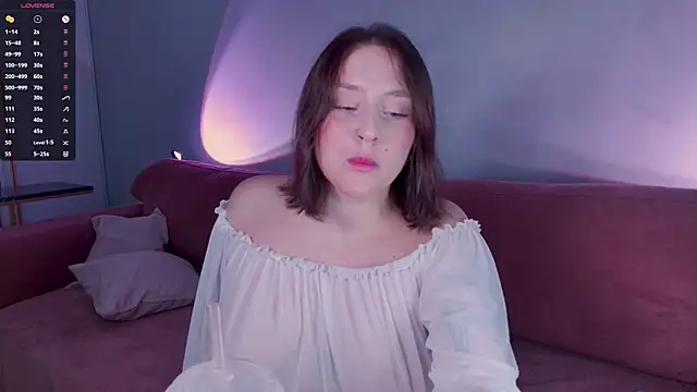 Snapshot of Oh_mylissa chatting on 02-20-25, 05:40 Oh mylissa online show from 02-20-25, 05:40