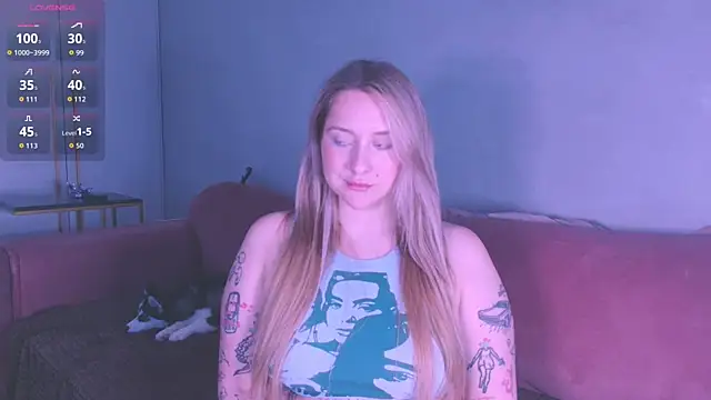 Snapshot of Oh_mylissa chatting on 10-22-25, 08:19 Oh mylissa online show from 10-22-25, 08:19