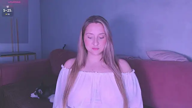 Snapshot of Oh_mylissa chatting on 10-23-25, 07:56 Oh mylissa online show from 10-23-25, 07:56