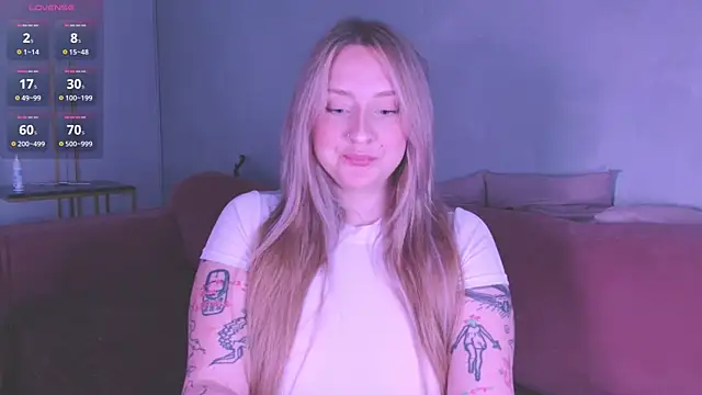 Snapshot of Oh_mylissa chatting on 10-24-25, 07:32 Oh mylissa online show from 10-24-25, 07:32