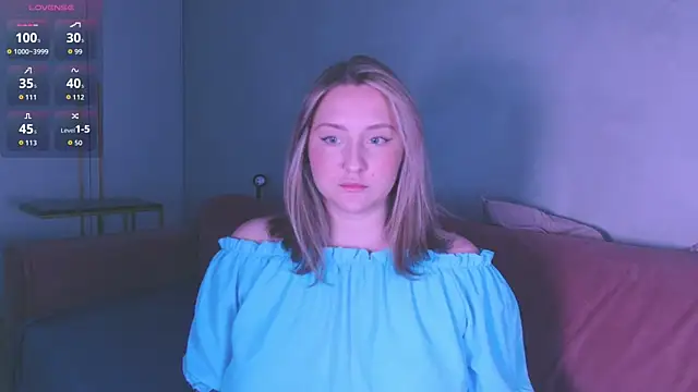 Snapshot of Oh_mylissa chatting on 11-11-25, 08:09 Oh mylissa online show from 11-11-25, 08:09