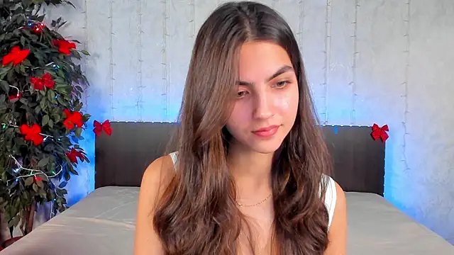 Milana Crystal  online show from 01-12-25, 04:50