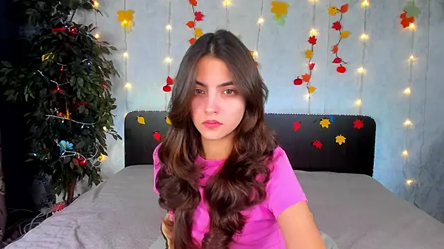 Milana Crystal  online show from 11-27-25, 08:16