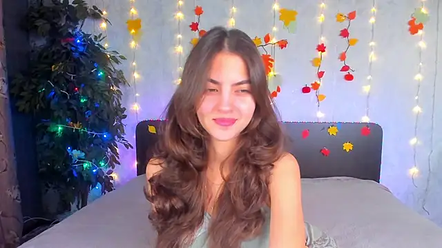 Milana Crystal  online show from 12-02-25, 08:08