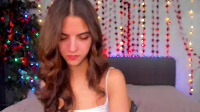 Milana Crystal  online show from 02-26-26, 08:24