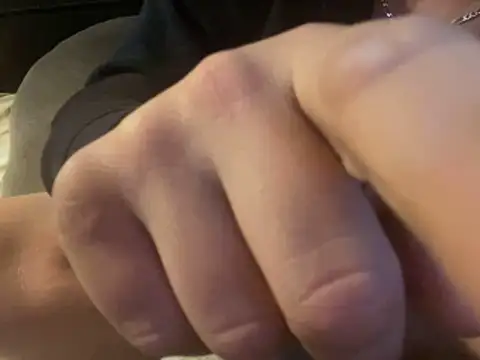 kiksnap-meistro5 online show from 12-20-25, 09:27