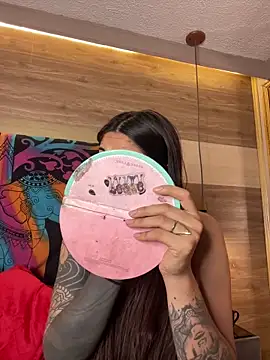 Cori Paige online show from 11-28-25, 04:04