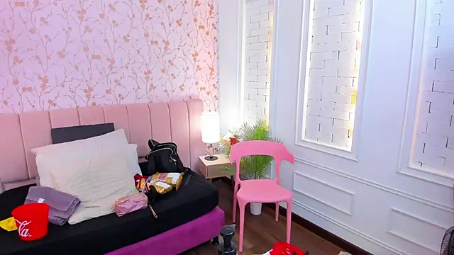 Georgina-coule online show from 12-02-24, 12:18