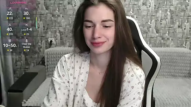 MissMiaCutie online show from 10-18-25, 11:33