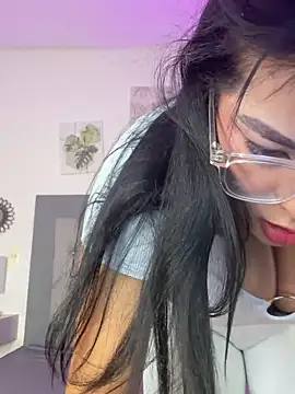 Snapshot of Kylie2211 chatting on 01-30-25, 02:38 Kylie2211 online show from 01-30-25, 02:38