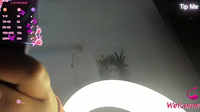 Snapshot of Kylie2211 chatting on 10-02-25, 03:02 Kylie2211 online show from 10-02-25, 03:02