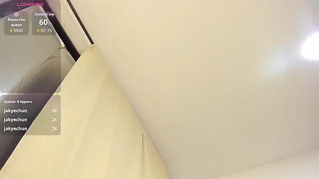 Kylie2211 online show from 03-27-26, 08:26