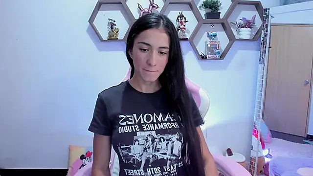 SharonSander online show from 01-21-25, 01:08