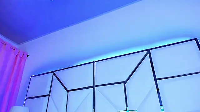 Snapshot of SarayRoyse chatting on 01-27-25, 07:13 SarayRoyse online show from 01-27-25, 07:13