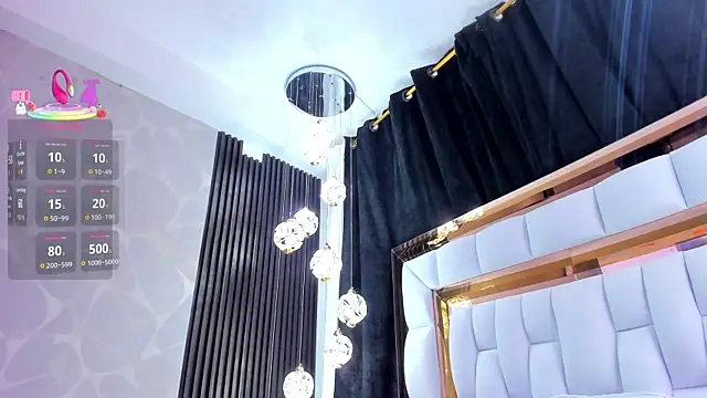 Snapshot of SarayRoyse chatting on 09-10-25, 07:36 SarayRoyse online show from 09-10-25, 07:36