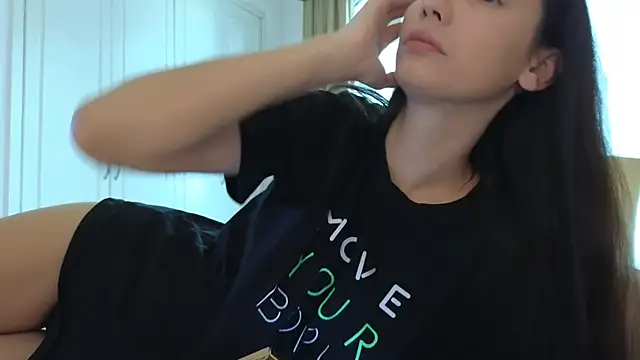 Mr-and-Mrs-Smith online show from 03-10-25, 06:27