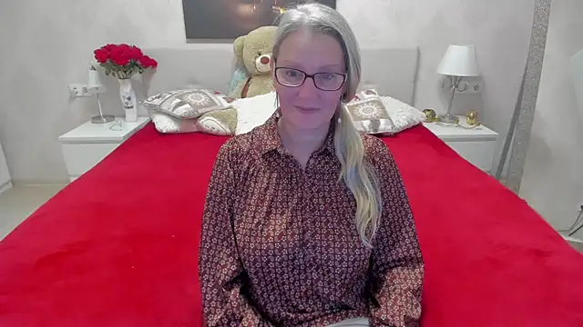 irinamaux online show from 03-14-25, 10:29