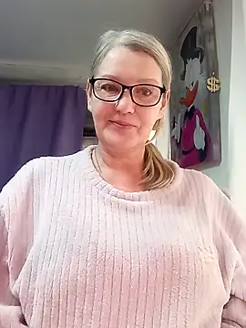 irinamaux online show from 02-26-26, 07:18