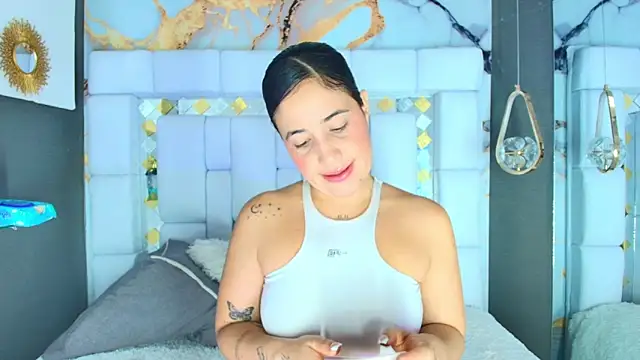 emily madrid online show from 10-01-25, 05:35