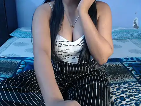 Freya nia online show from 01-06-25, 11:18