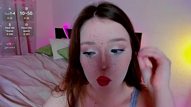 lexxxxxxi online show from 09-17-25, 07:04