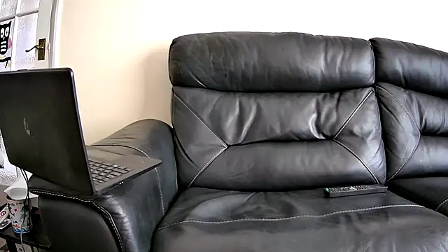 johnjay00 online show from 12-30-24, 01:25