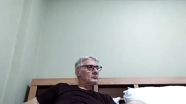 BIGUNCUTHARDCOCK online show from 11-20-25, 12:05