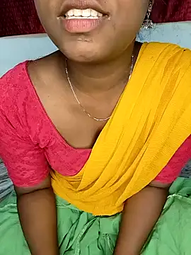 Snapshot of tamilachi4u chatting on 01-03-25, 05:31 tamilachi4u online show from 01-03-25, 05:31