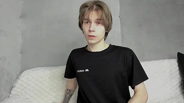 Makentoshi  online show from 09-19-25, 05:46