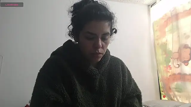 Anne purple online show from 03-17-25, 04:01