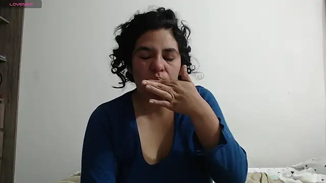 Anne purple online show from 10-06-25, 04:04