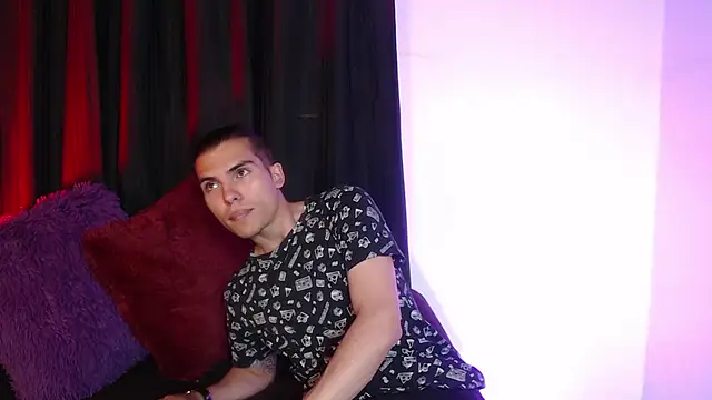  Tattoo Couple online show from 01-25-25, 04:57