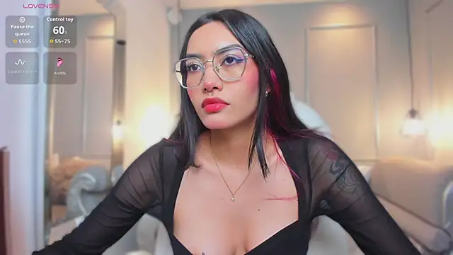 AzuraKindong online show from 02-04-26, 07:20