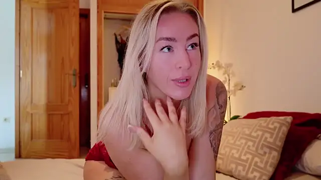 Snapshot of ChristyAdair chatting on 12-13-24, 08:41 ChristyAdair online show from 12-13-24, 08:41