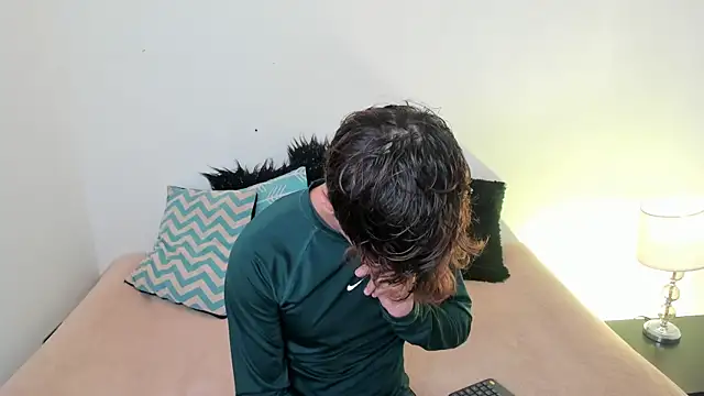 Snapshot of Tomy_Rox chatting on 01-14-26, 08:14 Tomy Rox online show from 01-14-26, 08:14