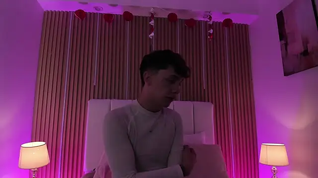 Snapshot of Tomy_Rox chatting on 02-28-26, 07:48 Tomy Rox online show from 02-28-26, 07:48