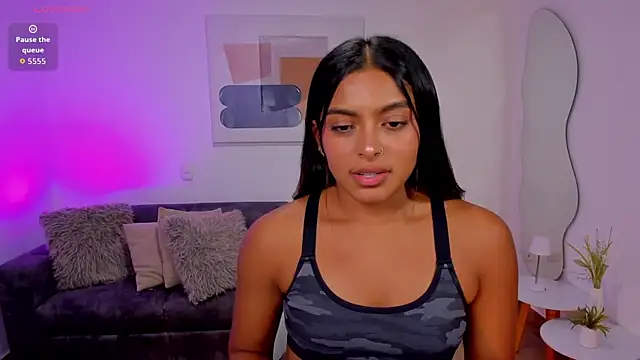 Snapshot of amandaconner chatting on 10-30-25, 02:35 amandaconner online show from 10-30-25, 02:35