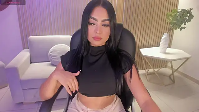 sarawinstone online show from 01-16-25, 07:41