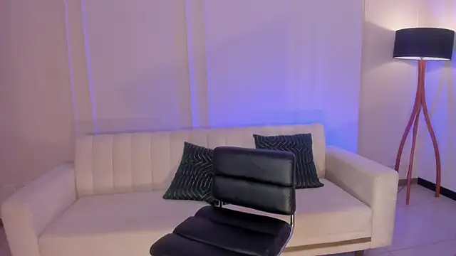 sarawinstone online show from 03-06-25, 02:30